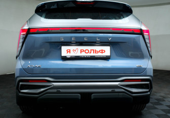 Новый Geely Atlas 2025 (5 фото)