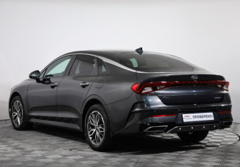 Подержанный автомобиль Kia K5 2020 года (7 фото)