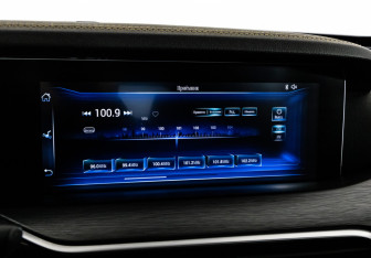 Подержанный автомобиль FAW Bestune T77 2023 года (20 фото)