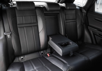 Подержанный автомобиль Land Rover Range Rover Evoque 2020 года (25 фото)