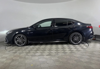 Подержанный автомобиль Toyota Camry Sedan 2024 года (2 фото)