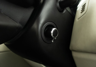 Подержанный автомобиль Land Rover Range Rover 2014 года (23 фото)