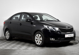 Подержанный автомобиль Kia Rio Sedan 2015 года (3 фото)