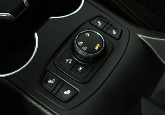 Подержанный автомобиль GMC Terrain 2020 года (18 фото)