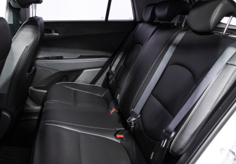 Подержанный автомобиль Hyundai Creta 2017 года (8 фото)