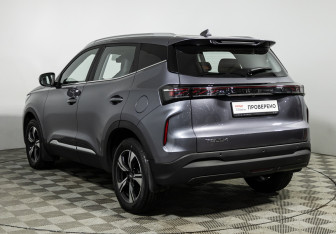 Подержанный автомобиль Chery Tiggo 4 2025 года (7 фото)