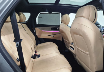 Подержанный автомобиль Jaecoo J8 2024 года (12 фото)