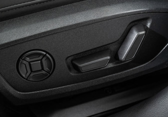 Подержанный автомобиль Audi A6 Sedan 2020 года (17 фото)