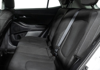 Подержанный автомобиль Hyundai Creta 2021 года (10 фото)