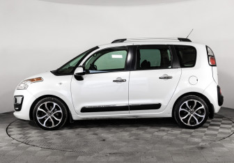 Подержанный автомобиль Citroen C3 Picasso 2013 года (9 фото)