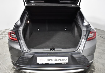 Подержанный автомобиль Renault Arkana 2020 года (19 фото)