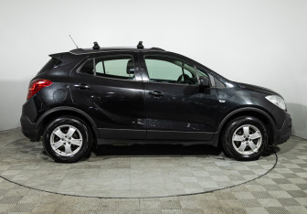 Подержанный автомобиль Opel Mokka 2014 года (4 фото)