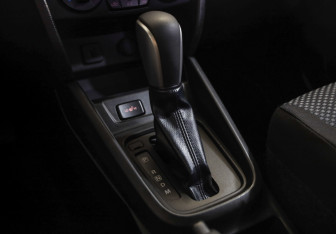 Подержанный автомобиль Suzuki Vitara 2016 года (16 фото)