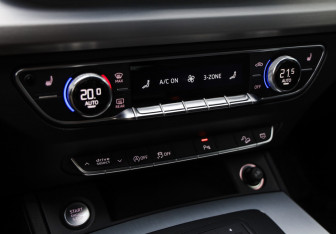 Подержанный автомобиль Audi Q5 2019 года (17 фото)