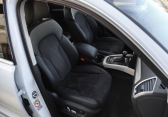 Подержанный автомобиль Audi Q5 2015 года (27 фото)