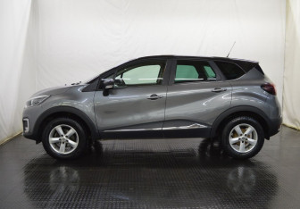 Подержанный автомобиль Renault Kaptur 2016 года (8 фото)
