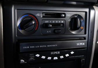 Подержанный автомобиль Subaru Forester Suv 1999 года (12 фото)