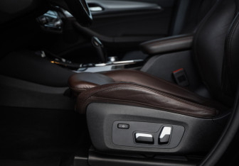 Подержанный автомобиль BMW X3 2021 года (25 фото)