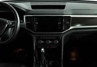 Подержанный автомобиль Volkswagen Teramont 2018 года (14 фото)