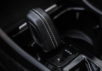 Подержанный автомобиль Volvo XC40 2021 года (20 фото)