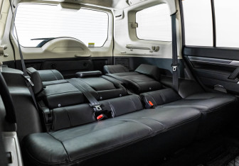 Подержанный автомобиль Mitsubishi Pajero 2014 года (22 фото)