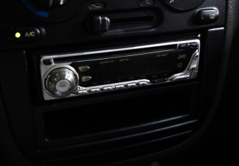 Подержанный автомобиль Chevrolet Lanos 2008 года (12 фото)