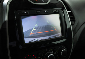 Подержанный автомобиль Renault Kaptur 2016 года (17 фото)