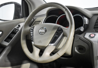 Подержанный автомобиль Nissan Murano Suv 2011 года (14 фото)
