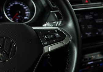 Подержанный автомобиль Volkswagen Tiguan 2021 года (17 фото)