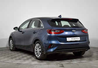 Подержанный автомобиль Kia Ceed Hatchback 2018 года (7 фото)