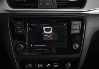 Подержанный автомобиль Skoda Rapid Liftback 2019 года (15 фото)