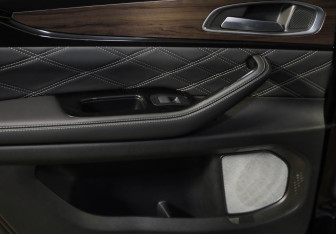 Подержанный автомобиль Exeed VX 2023 года (37 фото)