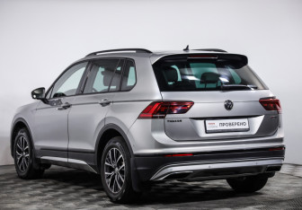Подержанный автомобиль Volkswagen Tiguan 2020 года (7 фото)