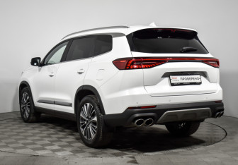 Подержанный автомобиль Chery Tiggo 8 Pro Max 2023 года (7 фото)