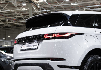 Подержанный автомобиль Land Rover Range Rover Evoque 2019 года (8 фото)