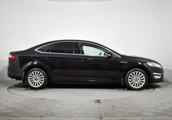 Подержанный автомобиль Ford Mondeo Sedan 2011 года (4 фото)
