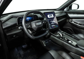 Подержанный автомобиль Geely Cityray 2025 года (11 фото)
