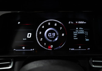 Подержанный автомобиль Hyundai Elantra Sedan 2022 года (12 фото)