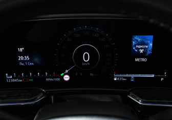 Подержанный автомобиль Cadillac Escalade Suv 2021 года (12 фото)