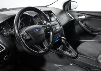 Подержанный автомобиль Ford Focus Wagon 2018 года (9 фото)