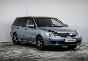Подержанный автомобиль Mitsubishi Lancer Wagon 2007 года (3 фото)