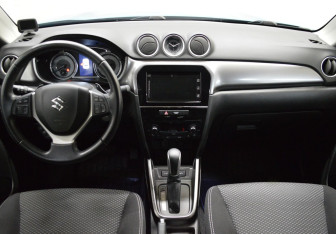 Подержанный автомобиль Suzuki Vitara 2021 года (14 фото)