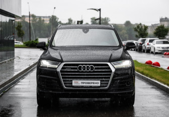 Подержанный автомобиль Audi Q7 2018 года (4 фото)
