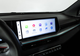 Подержанный автомобиль Geely Coolray 2023 года (17 фото)