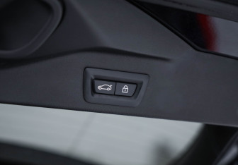 Подержанный автомобиль BMW X5 2019 года (38 фото)