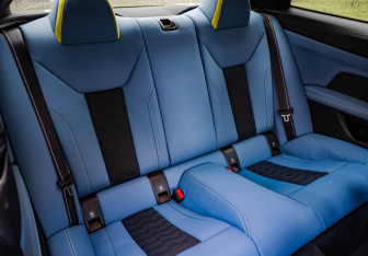 Подержанный автомобиль BMW M4 Coupe 2024 года (32 фото)