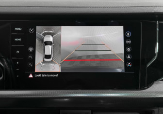 Подержанный автомобиль Volkswagen Passat Sedan 2023 года (20 фото)