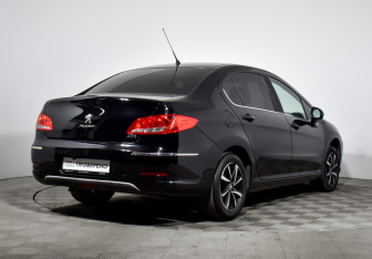 Подержанный автомобиль Peugeot 408 2013 года (5 фото)