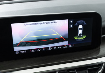 Подержанный автомобиль Kia K5 2022 года (19 фото)