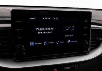 Подержанный автомобиль Kia Ceed Wagon 2021 года (14 фото)